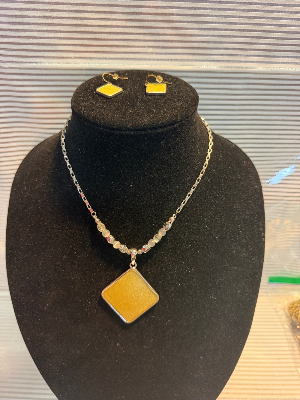 Source Unknown Yellow and Silver Square Pendant Necklace with Matching Earrings